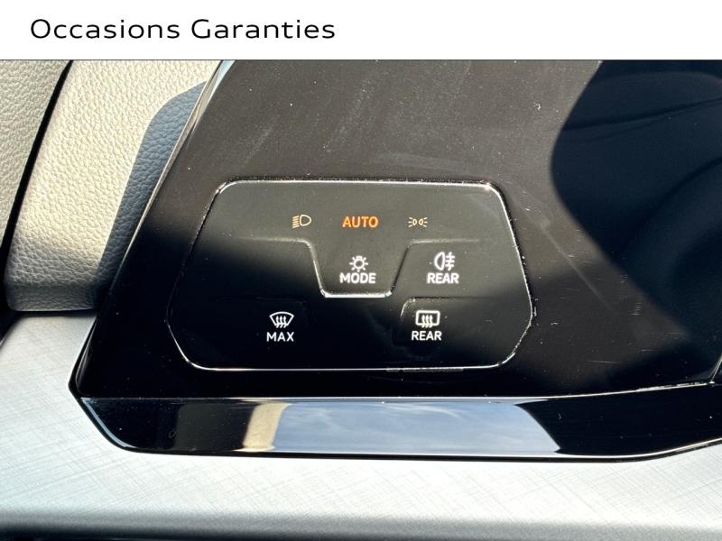 Voitures occasions VOLKSWAGEN GOLF Life Clermont-Ferrand