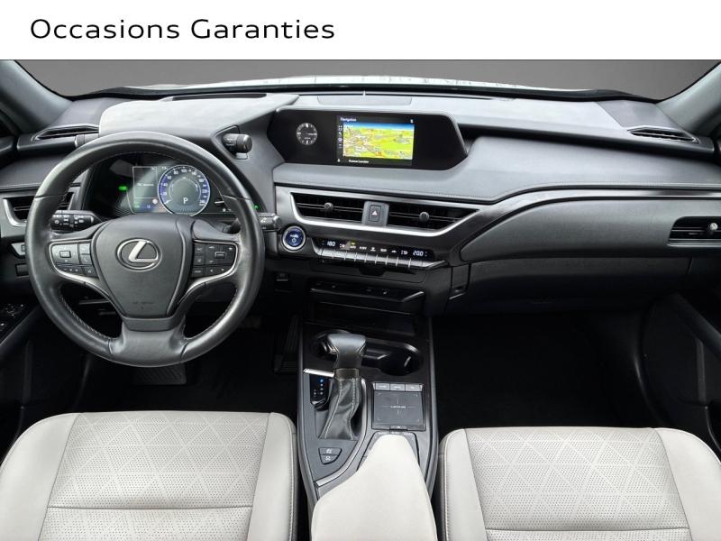Voitures occasions LEXUS UX Luxe Plus Clermont-Ferrand
