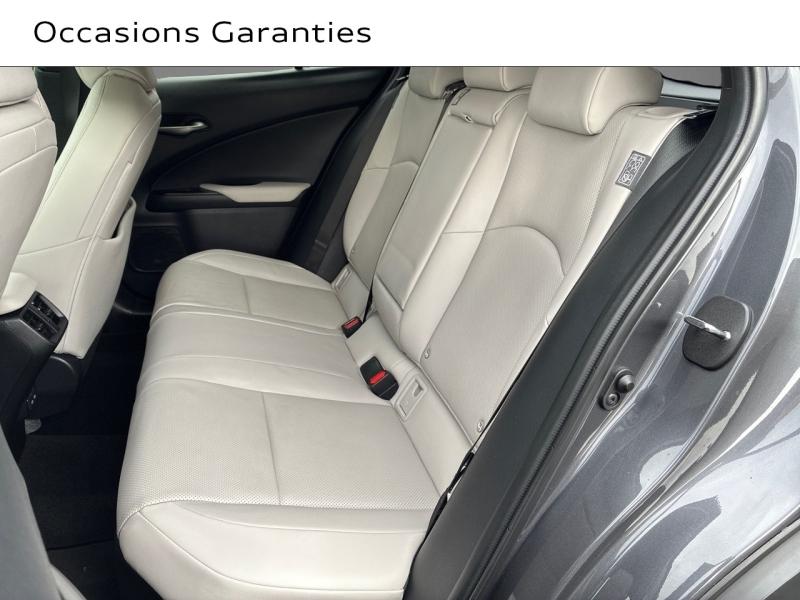 Voitures occasions LEXUS UX Luxe Plus Clermont-Ferrand