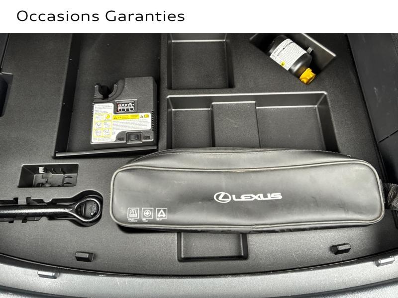 Voitures occasions LEXUS UX Luxe Plus Clermont-Ferrand