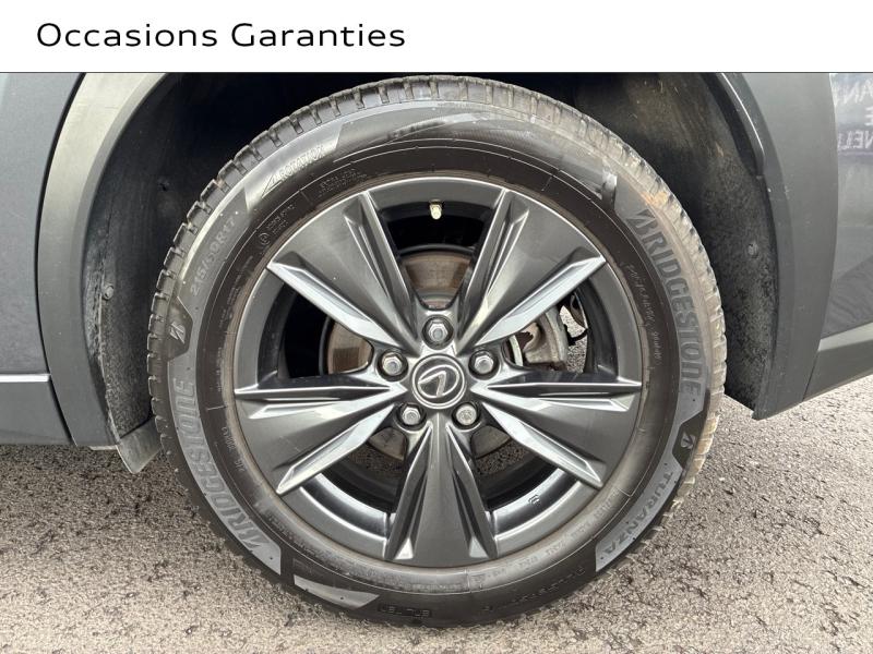 Voitures occasions LEXUS UX Luxe Plus Clermont-Ferrand