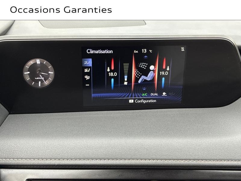 Voitures occasions LEXUS UX Luxe Plus Clermont-Ferrand