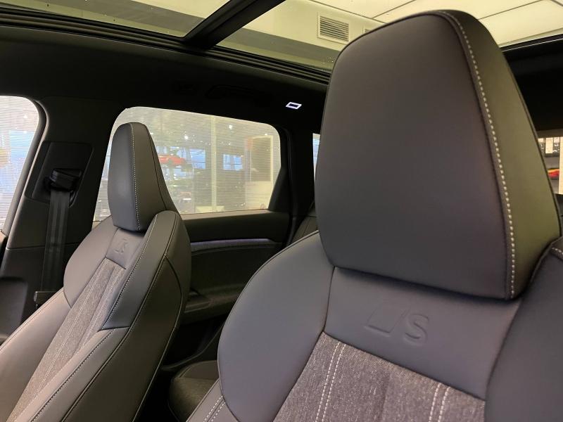 Voitures occasions Audi Q6 e-tron S line Clermont-Ferrand