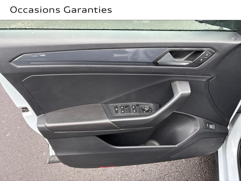 Voitures occasions VOLKSWAGEN T-ROC Carat Exclusive Clermont-Ferrand