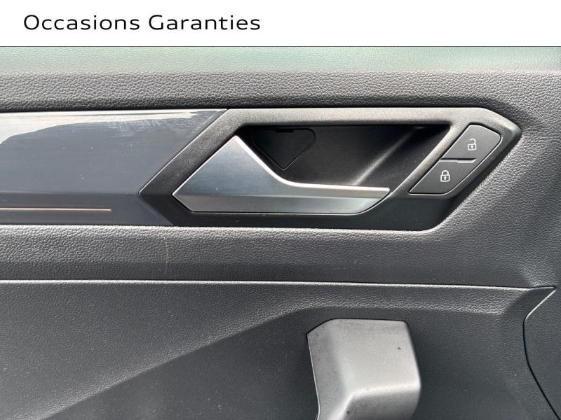 Voitures occasions VOLKSWAGEN T-ROC Carat Exclusive Clermont-Ferrand