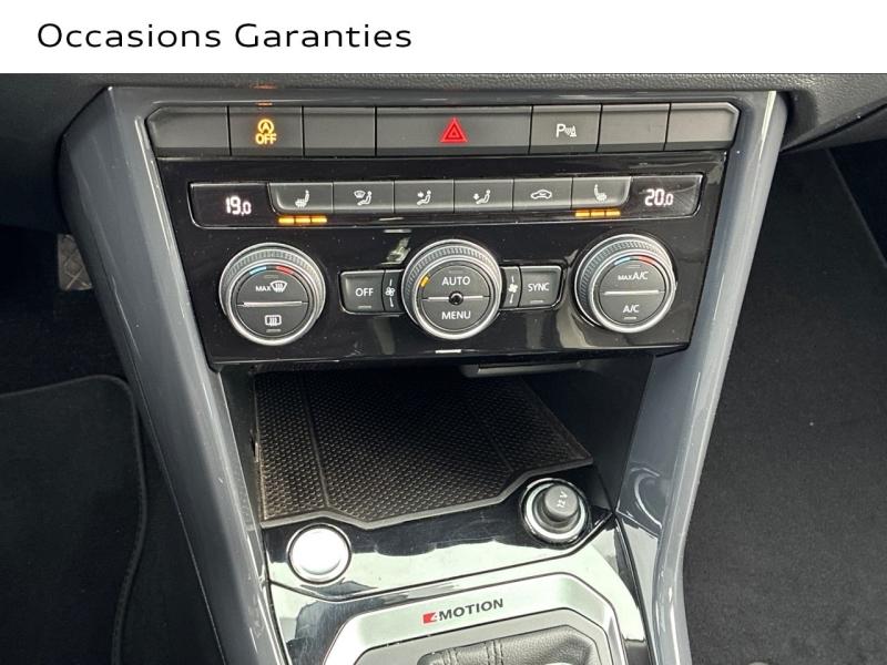 Voitures occasions VOLKSWAGEN T-ROC Carat Exclusive Clermont-Ferrand