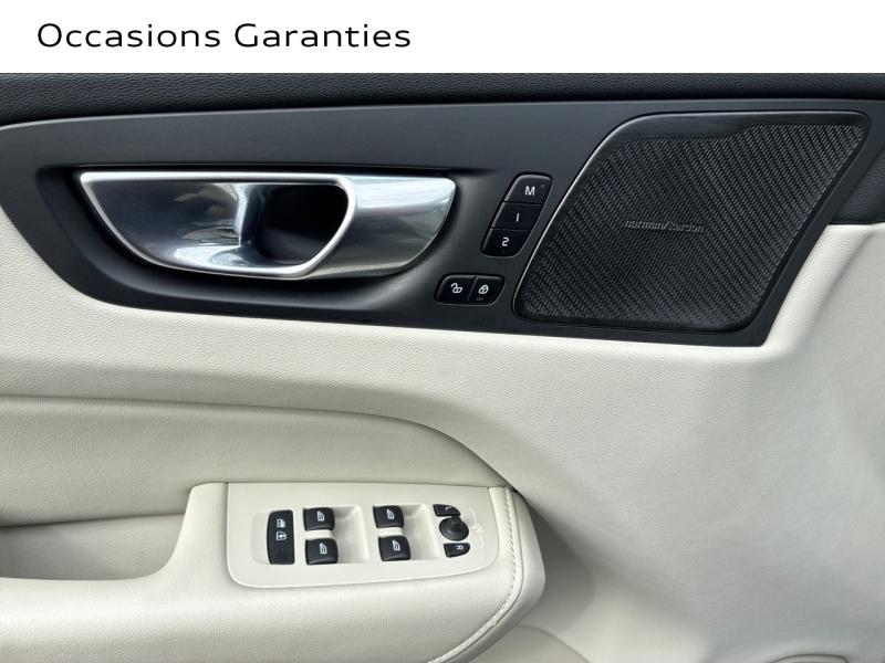 Voitures occasions VOLVO XC60 Ultra Style Dark Clermont-Ferrand