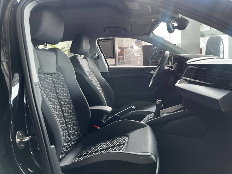 Voitures occasions Audi A1 allstreet Base Clermont-Ferrand