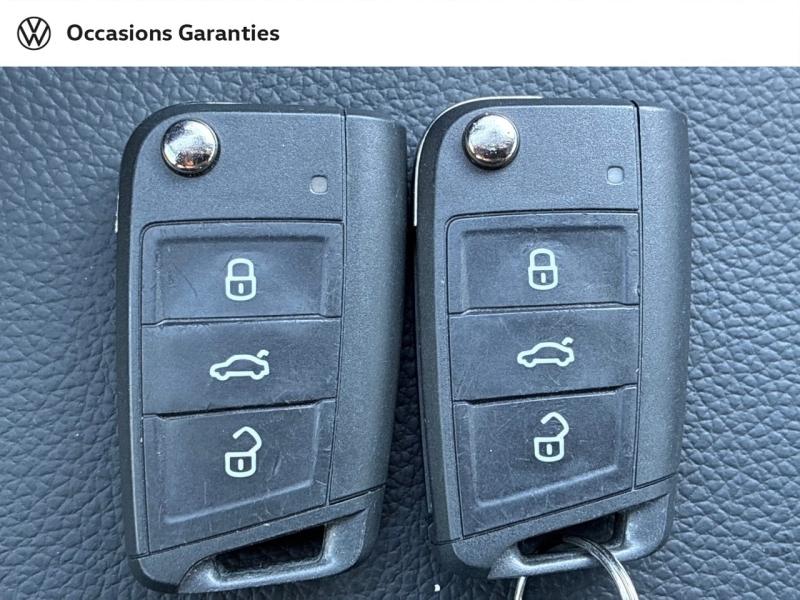 Voitures occasions VOLKSWAGEN T-CROSS R-Line Tech Clermont-Ferrand