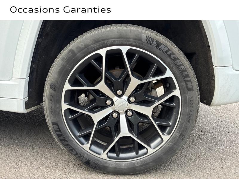Voitures occasions JEEP Grand Cherokee Exclusive Launch Ed Clermont-Ferrand