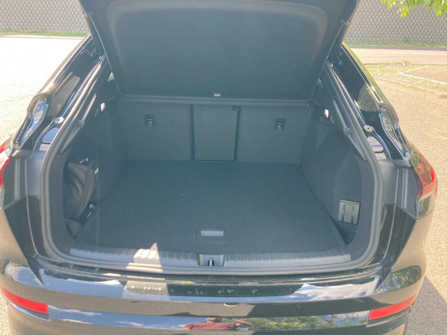 Voitures occasions Audi Q4 Sportback e-tron Base Clermont-Ferrand