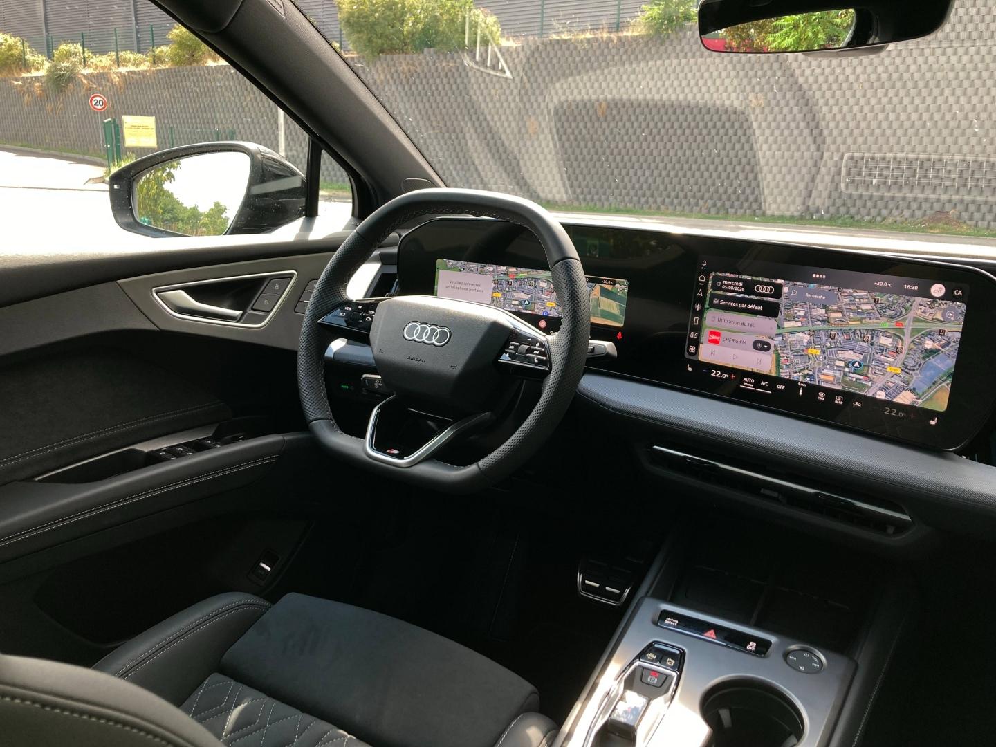 Voitures occasions Audi Q4 Sportback e-tron Base Clermont-Ferrand