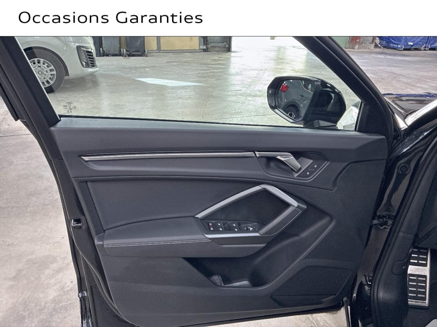 Voitures occasions Audi Q3 Black Edition Clermont-Ferrand