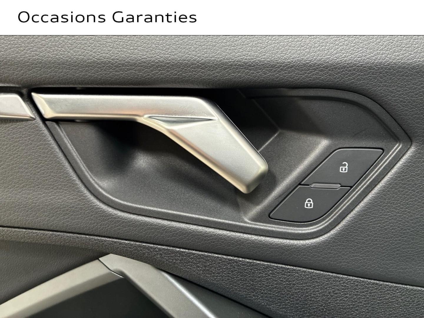 Voitures occasions Audi Q3 Black Edition Clermont-Ferrand