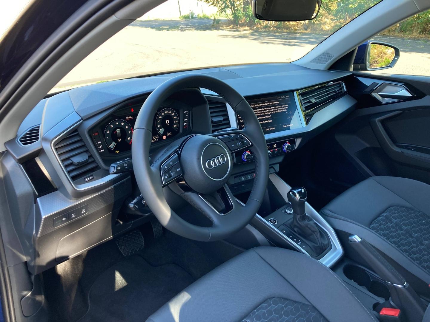 Voitures occasions Audi A1 Sportback Design Clermont-Ferrand