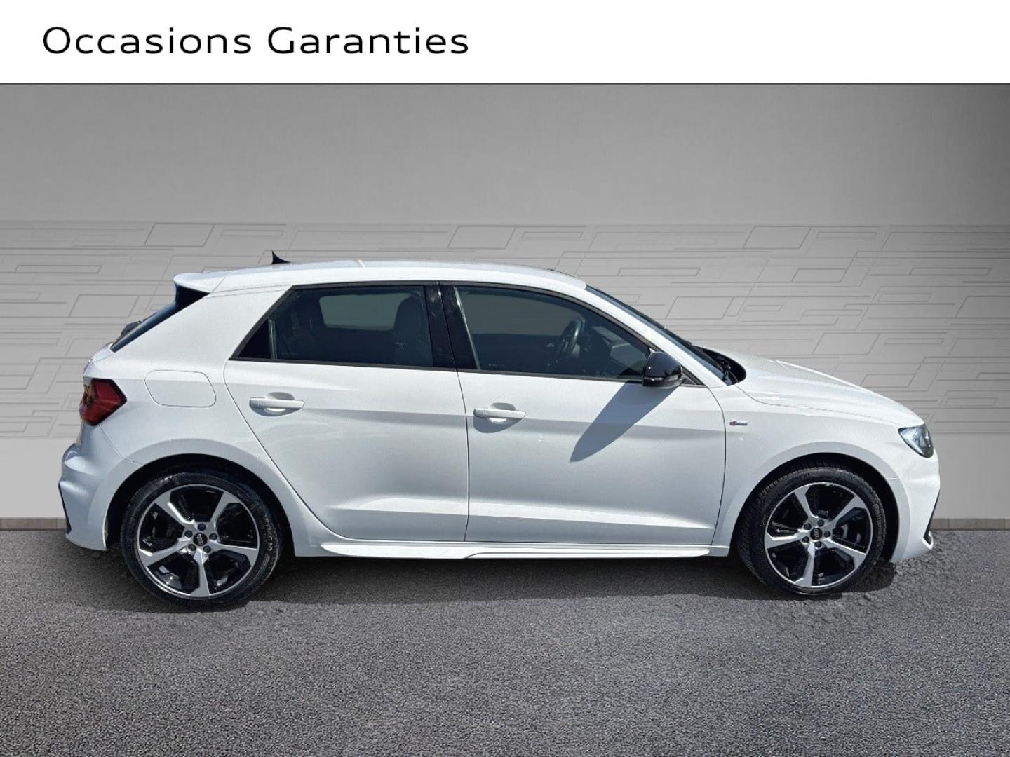 Voitures occasions Audi A1 Sportback S line Clermont-Ferrand