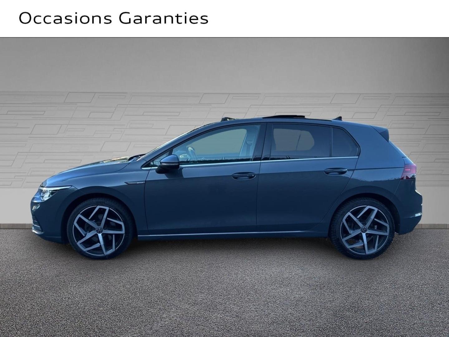 Voitures occasions VOLKSWAGEN GOLF Style 1st Clermont-Ferrand