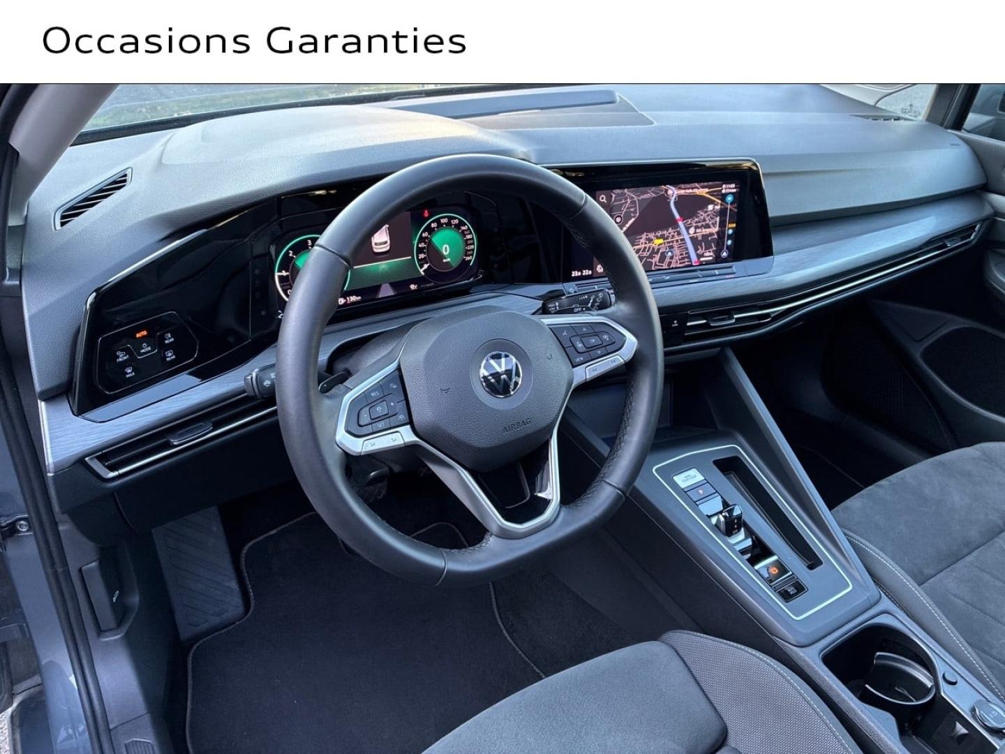 Voitures occasions VOLKSWAGEN GOLF Style 1st Clermont-Ferrand