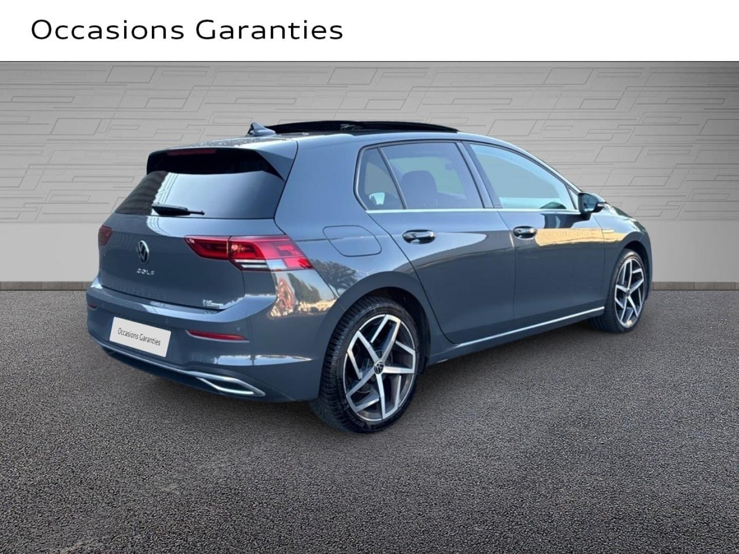 Voitures occasions VOLKSWAGEN GOLF Style 1st Clermont-Ferrand