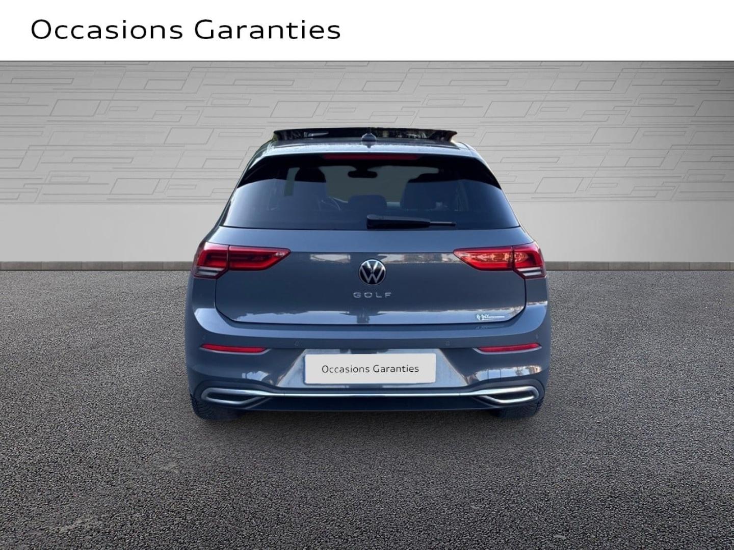Voitures occasions VOLKSWAGEN GOLF Style 1st Clermont-Ferrand