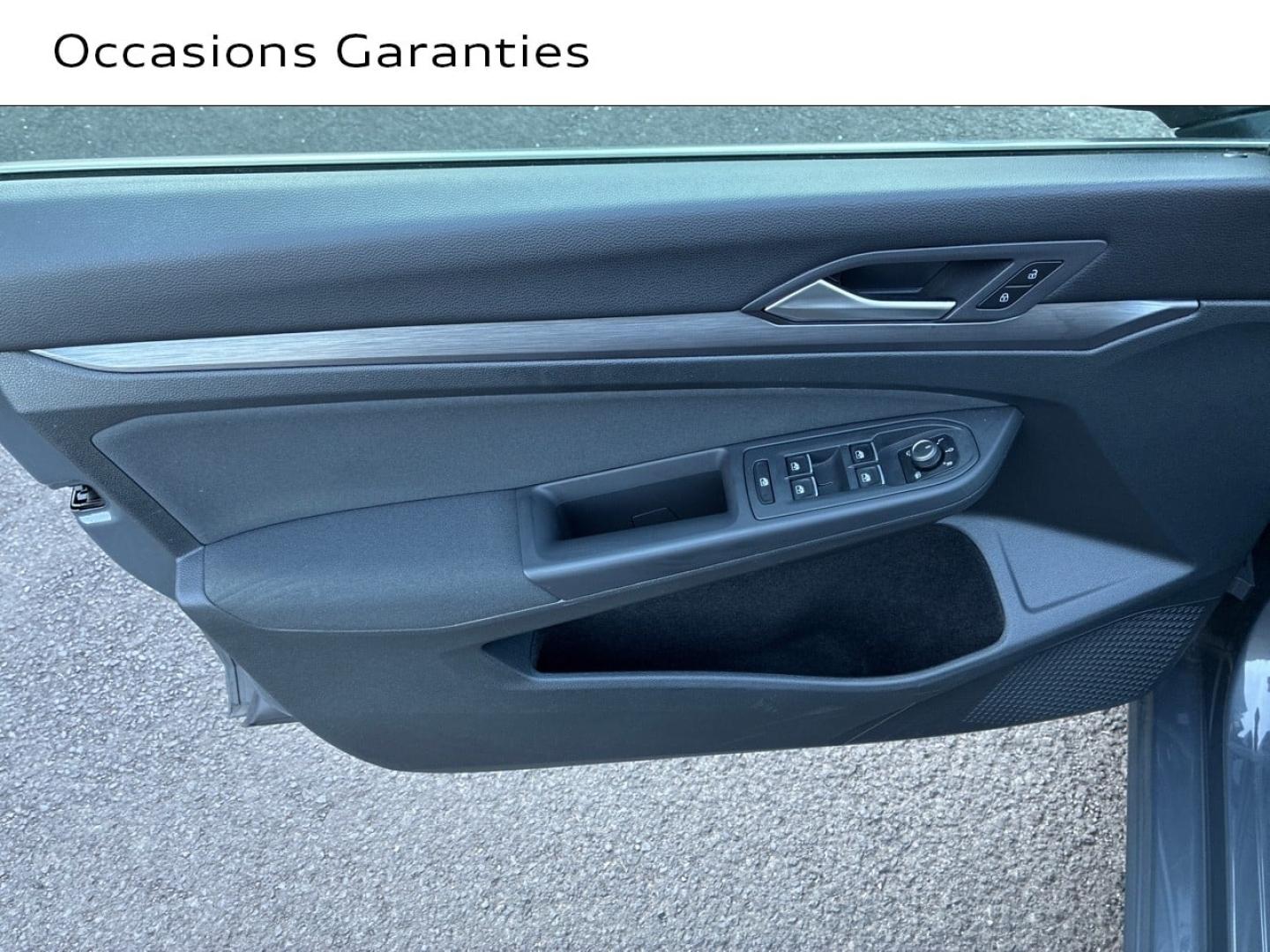 Voitures occasions VOLKSWAGEN GOLF Style 1st Clermont-Ferrand