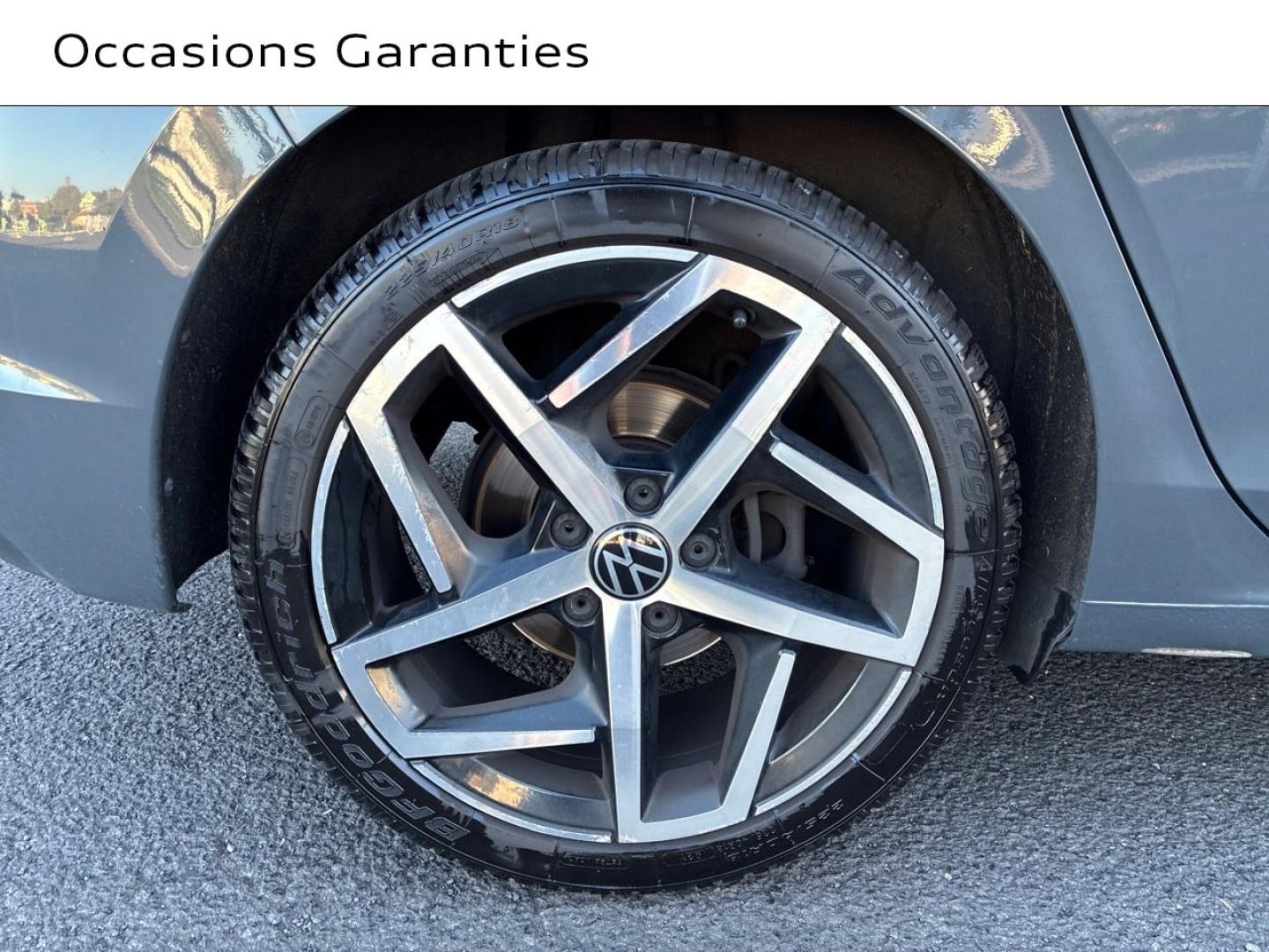 Voitures occasions VOLKSWAGEN GOLF Style 1st Clermont-Ferrand