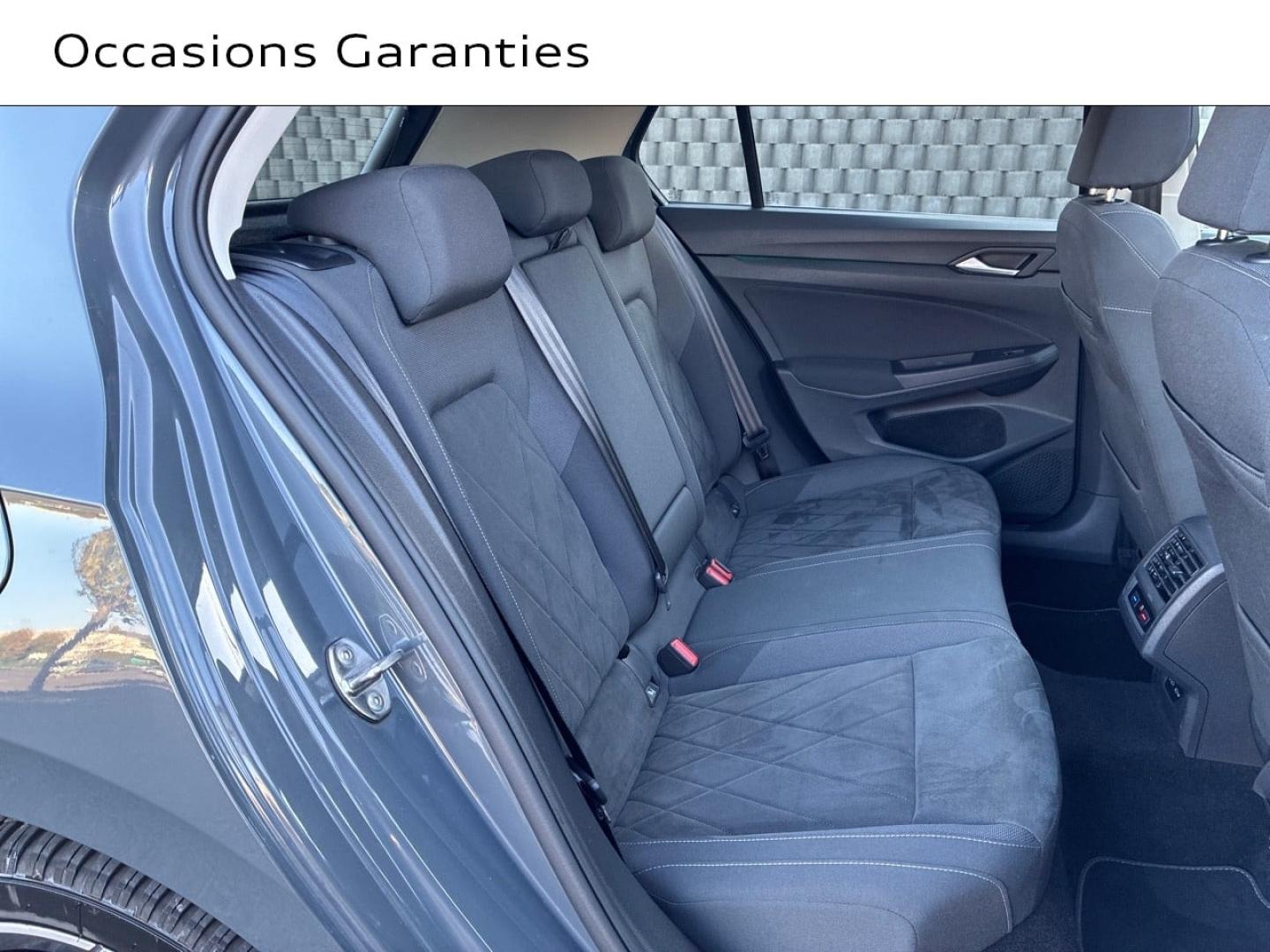 Voitures occasions VOLKSWAGEN GOLF Style 1st Clermont-Ferrand