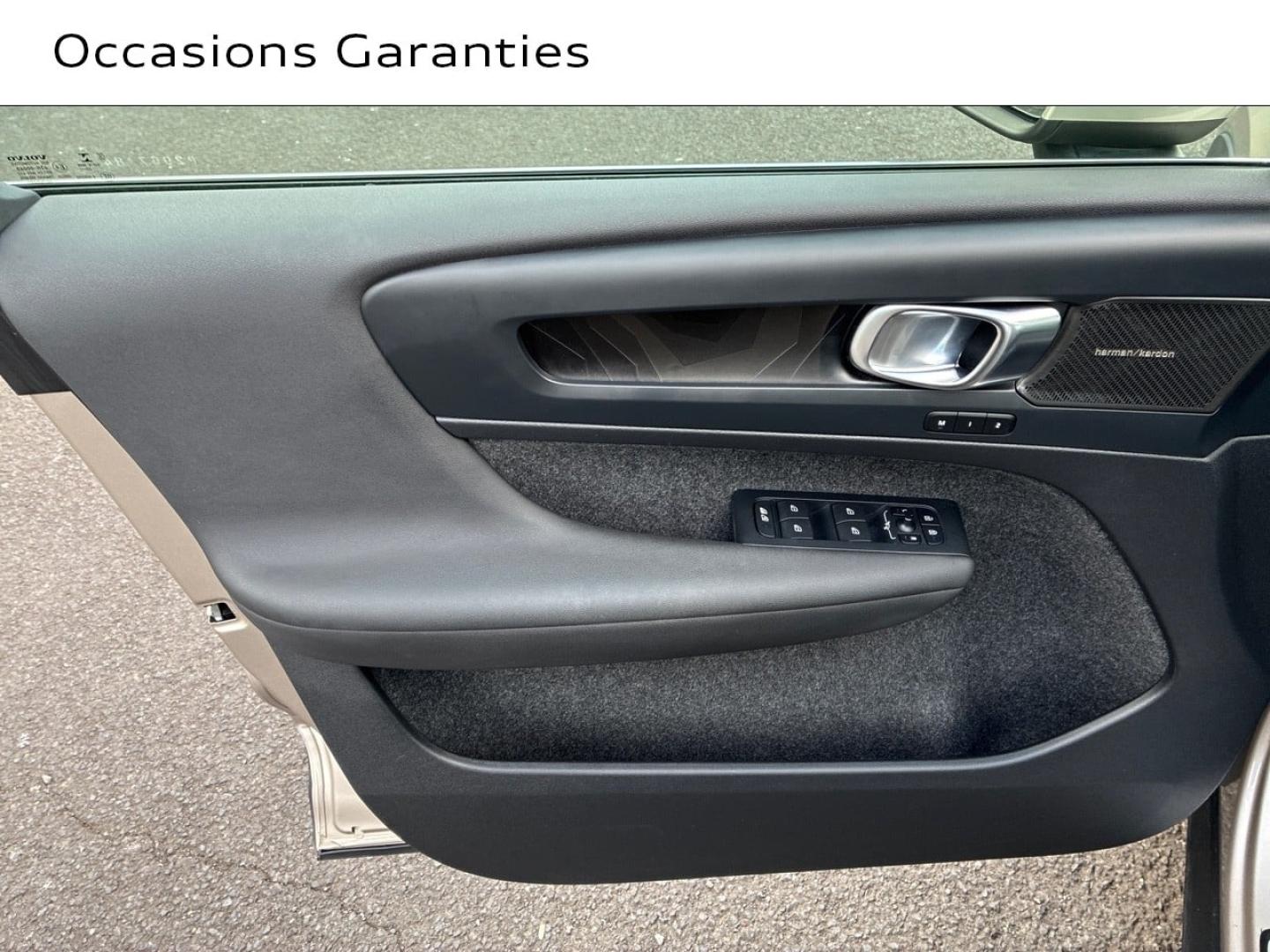 Voitures occasions VOLVO XC40 Ultimate Clermont-Ferrand