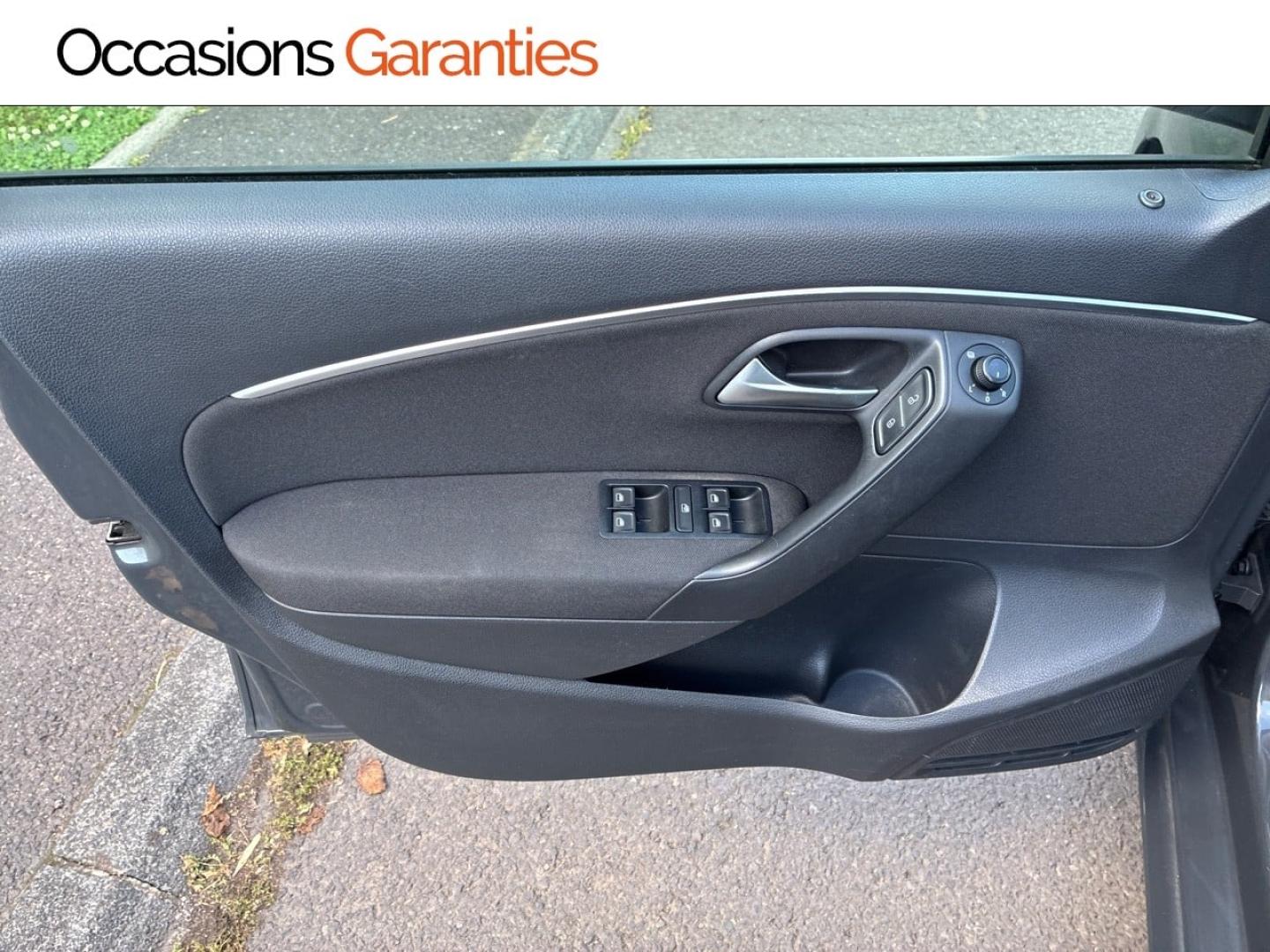 Voitures occasions VOLKSWAGEN POLO Confortline Clermont-Ferrand