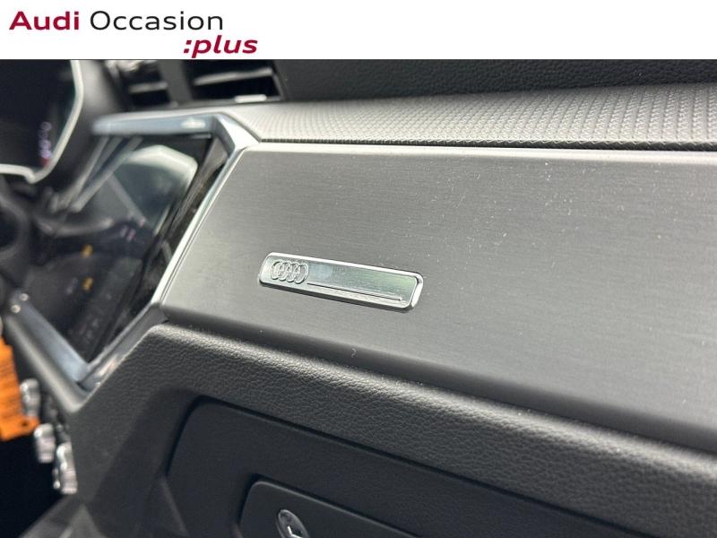 Voitures occasions Audi Q3 Sportback S line Paris