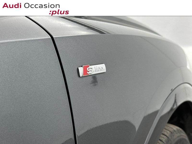 Voitures occasions Audi Q3 Sportback S line Paris