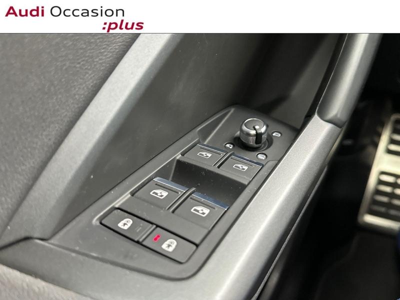 Voitures occasions Audi Q3 Sportback S line Paris