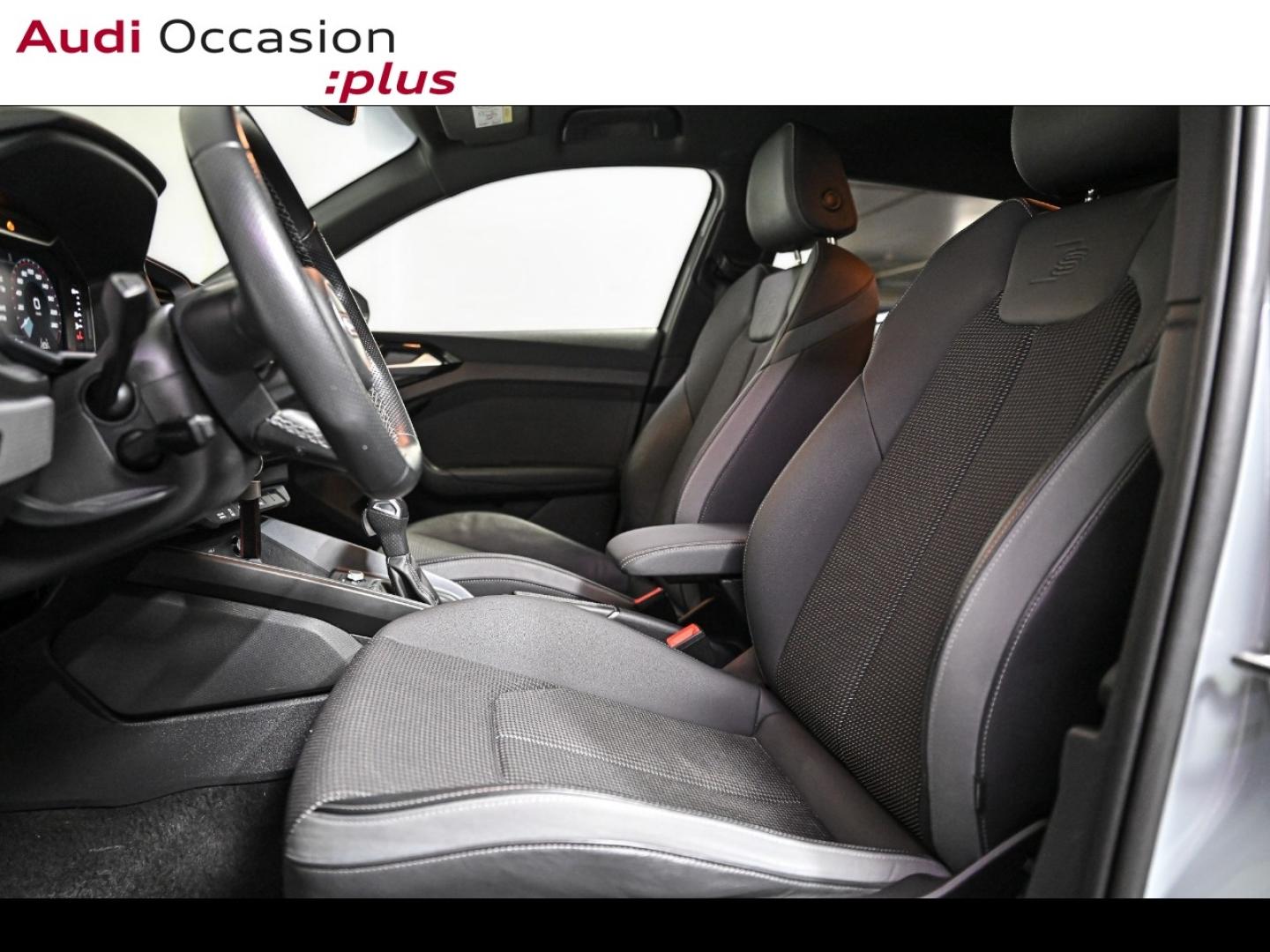 Voitures occasions Audi A1 Sportback S line Paris
