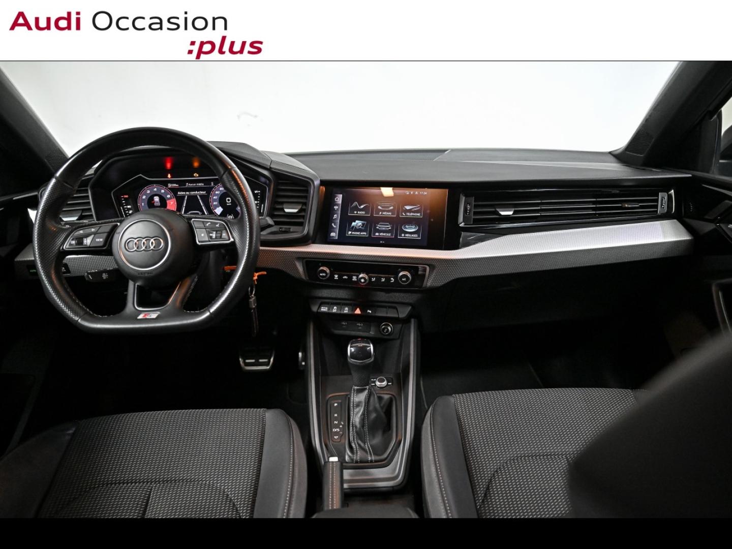 Voitures occasions Audi A1 Sportback S line Paris
