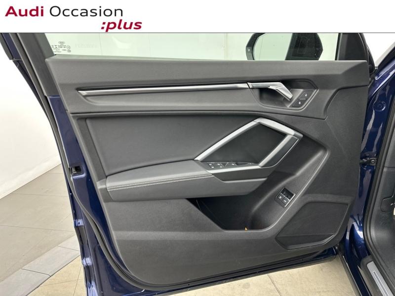 Voitures occasions Audi Q3 Sportback S line Paris