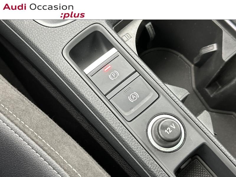 Voitures occasions Audi Q3 Sportback S line Paris