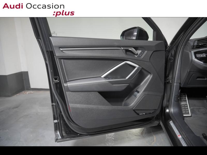 Voitures occasions Audi Q3 Sportback S line Paris