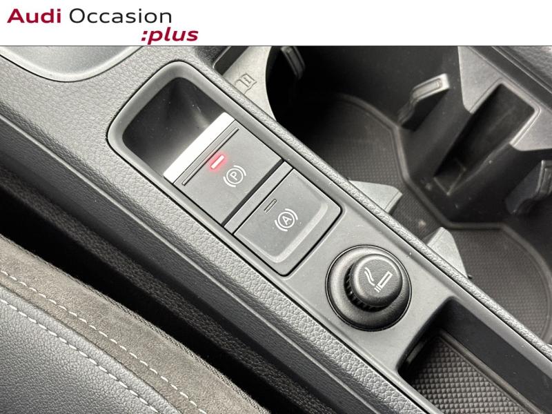 Voitures occasions Audi Q3 Sportback S line Paris