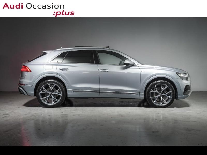 Voitures occasions Audi Q8 S line Paris