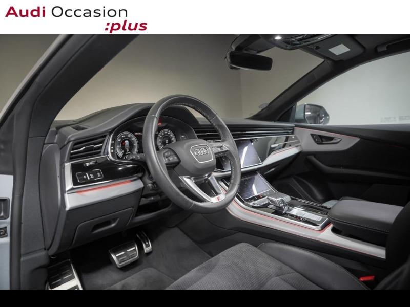 Voitures occasions Audi Q8 S line Paris