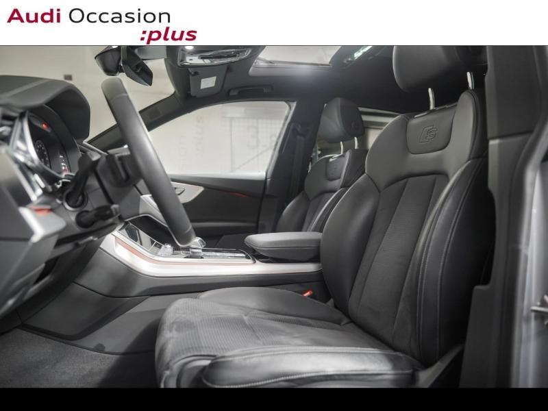 Voitures occasions Audi Q8 S line Paris
