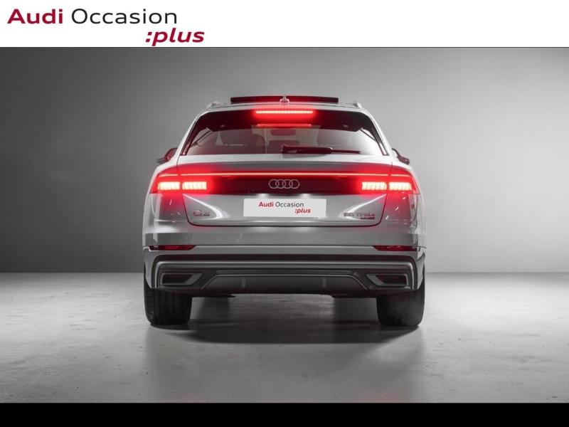 Voitures occasions Audi Q8 S line Paris