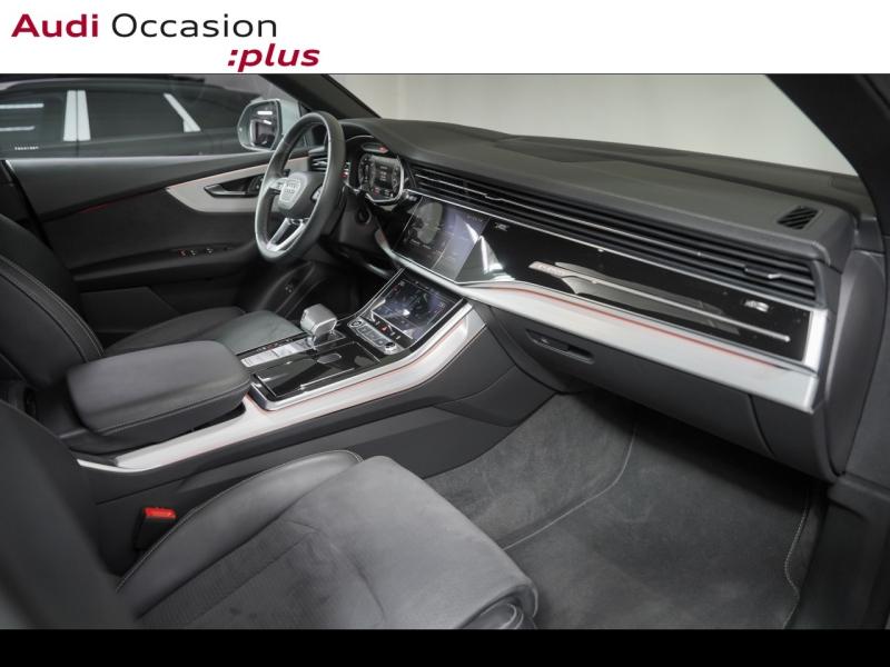 Voitures occasions Audi Q8 S line Paris