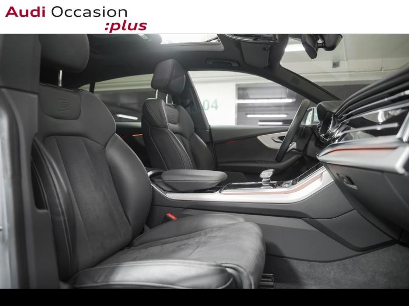 Voitures occasions Audi Q8 S line Paris