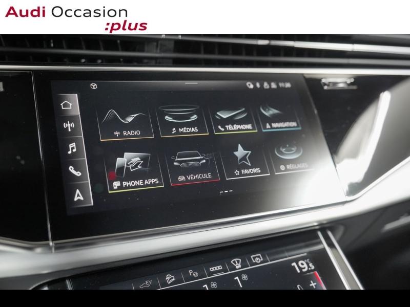 Voitures occasions Audi Q8 S line Paris