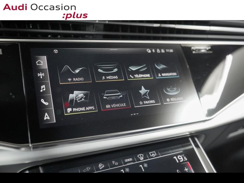 Voitures occasions Audi Q8 S line Paris