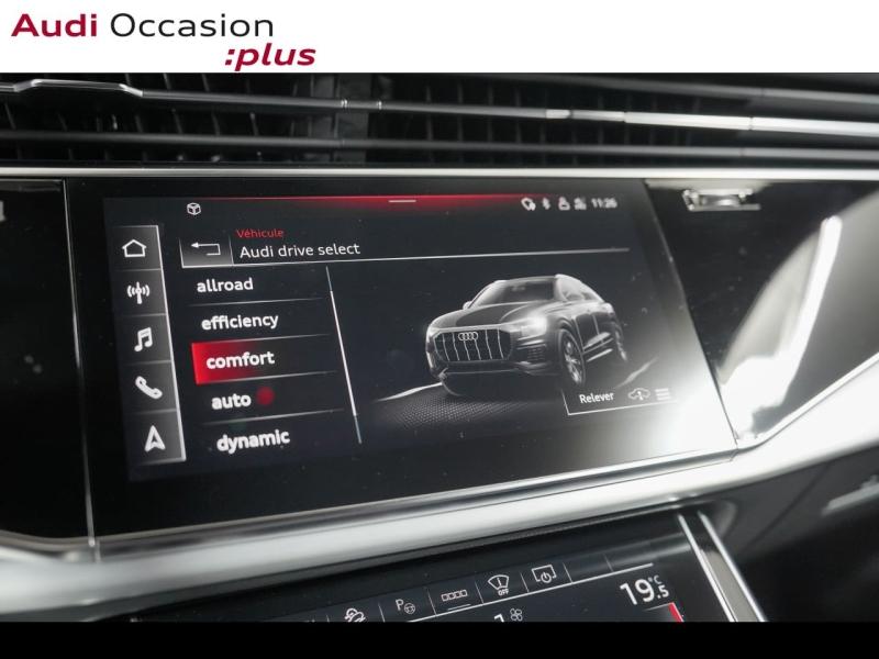 Voitures occasions Audi Q8 S line Paris