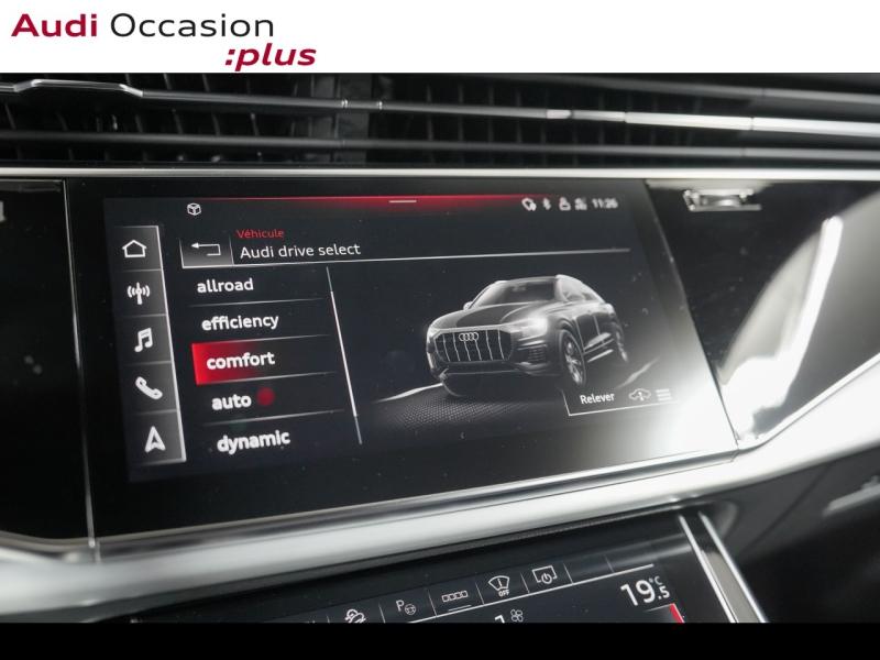 Voitures occasions Audi Q8 S line Paris