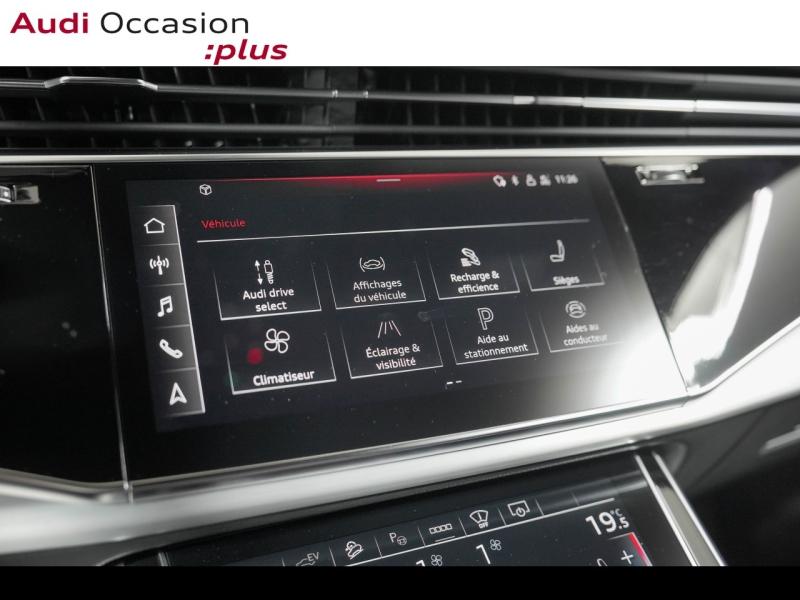 Voitures occasions Audi Q8 S line Paris