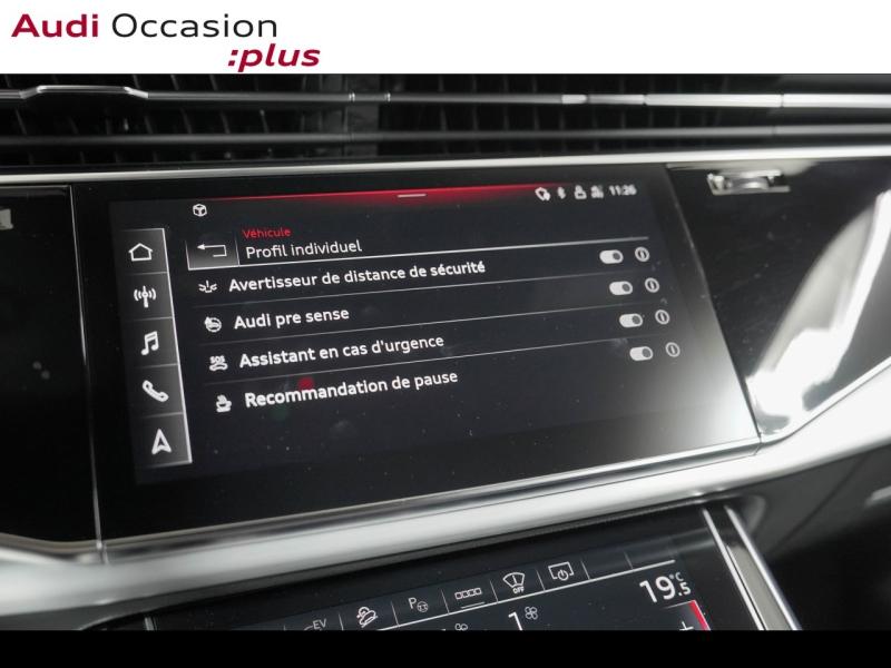 Voitures occasions Audi Q8 S line Paris